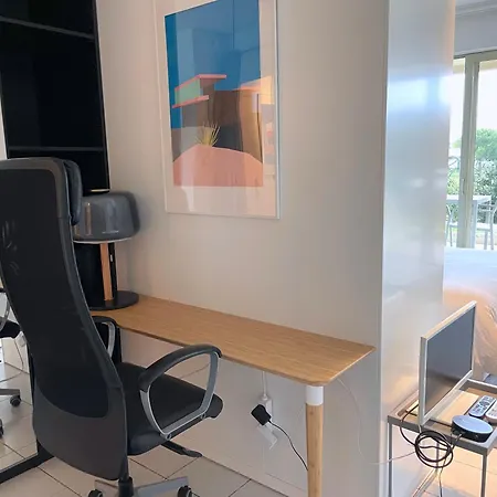 ღ La Corniche • Grand Studio, Piscine & Parking * La Rochelle (Charente-Maritime)